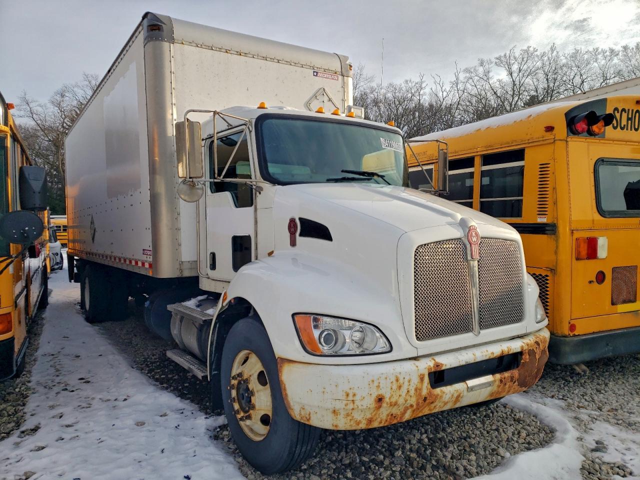 2016 Kenworth T370 BOX Truck