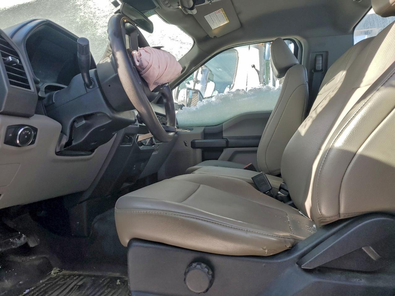 2020 Ford F350 Super Duty Truck Cab AND Chassis