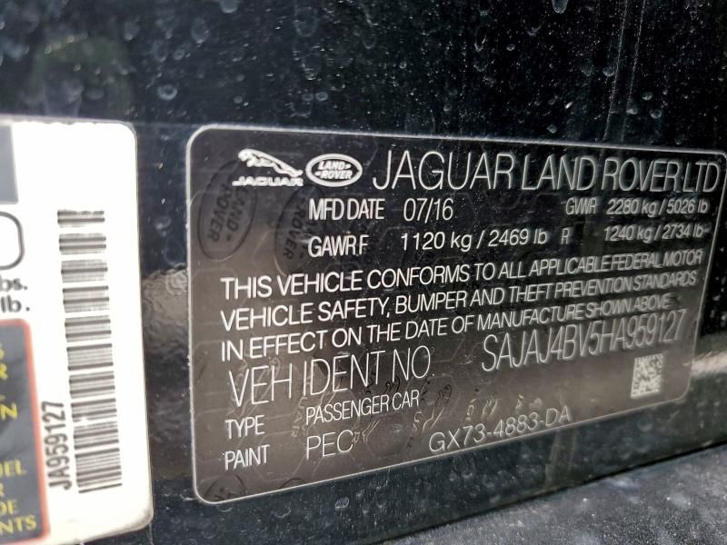 2017 Jaguar Xe Premium