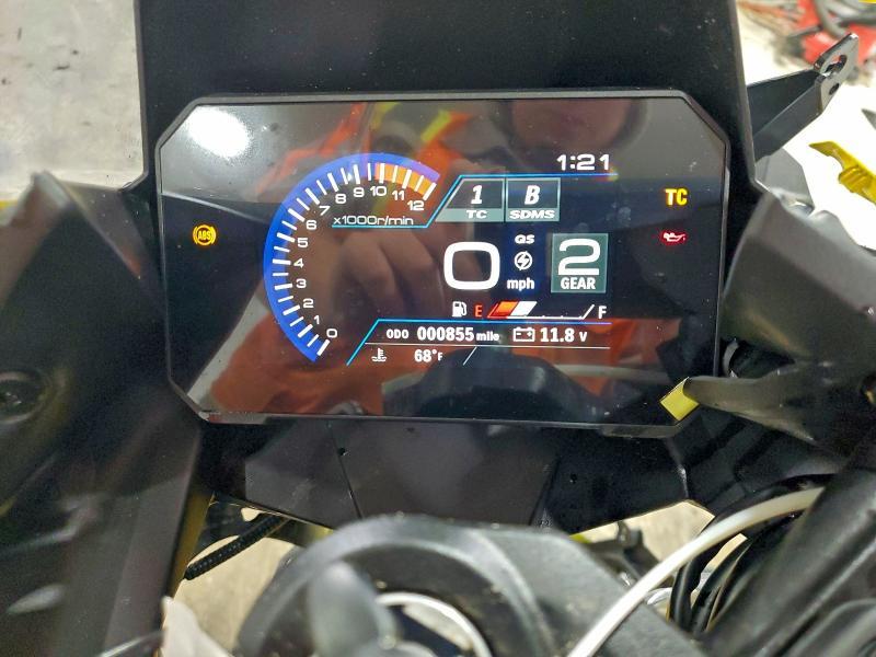 2025 Suzuki GSX800 F