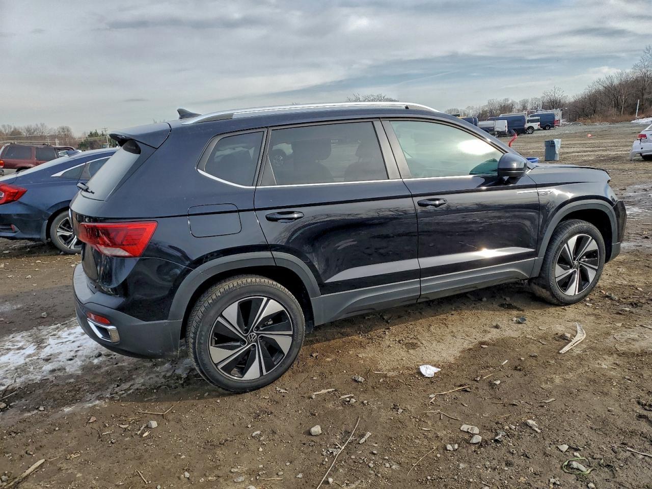 2024 Volkswagen Taos se