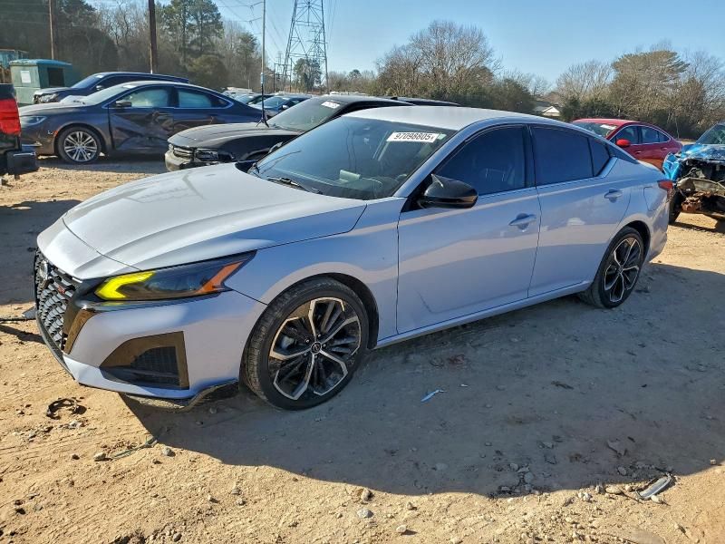 2023 Nissan Altima sr