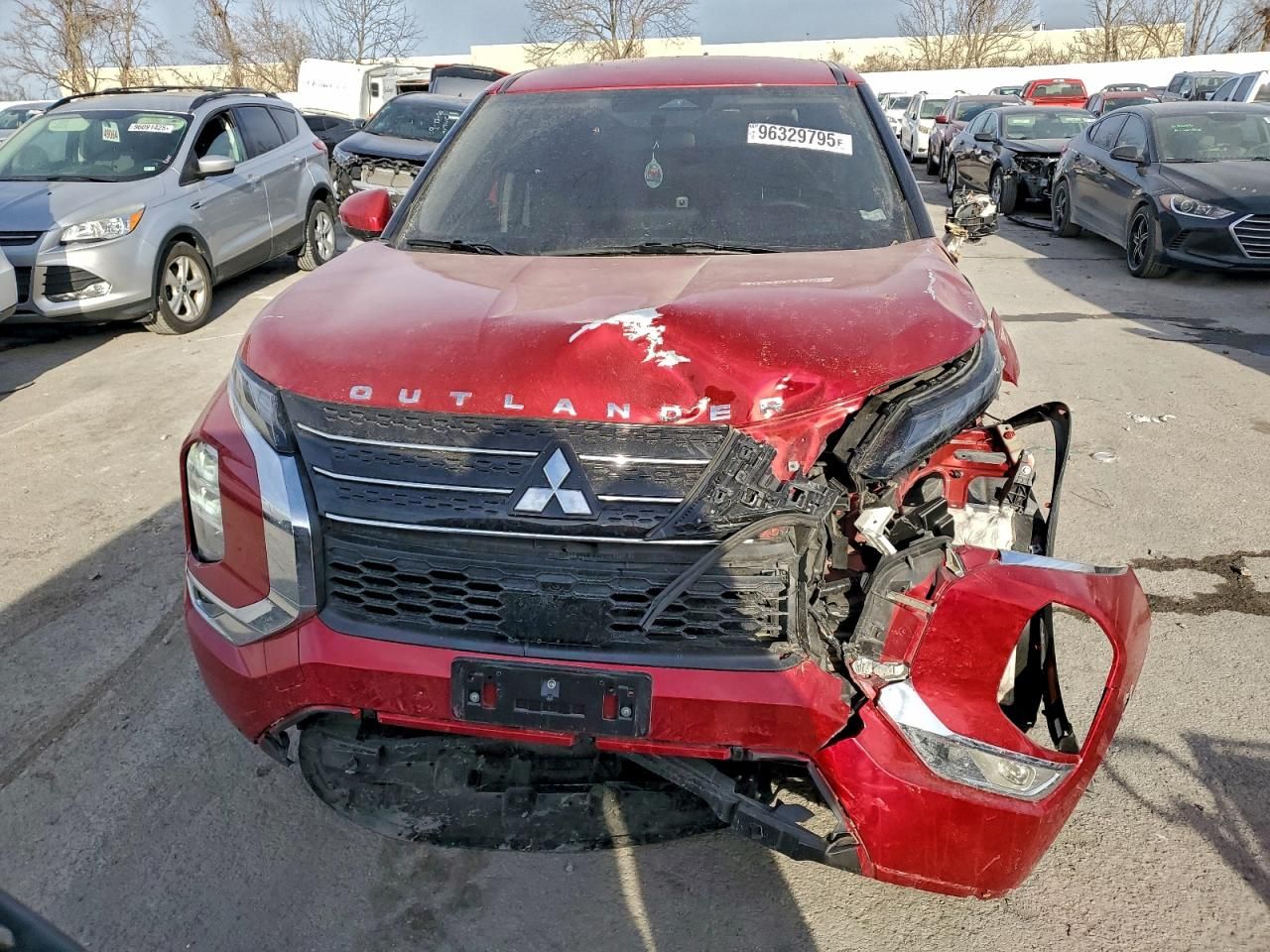 2022 Mitsubishi Outlander es