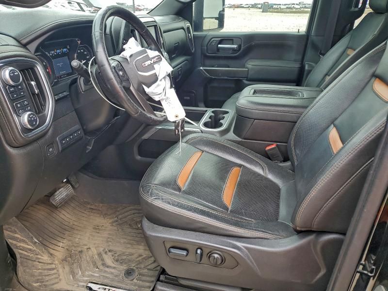 2022 GMC Sierra K2500 AT4