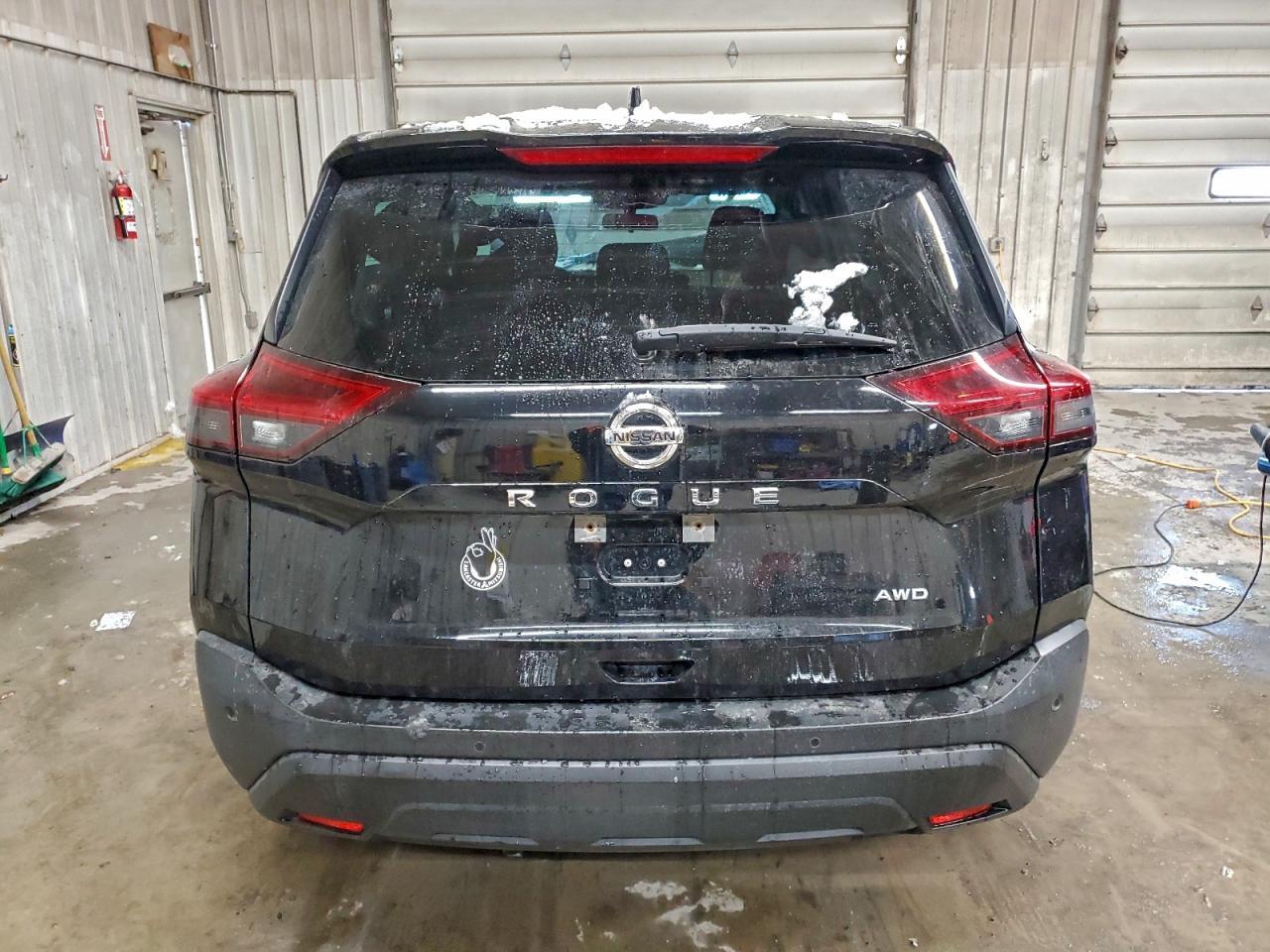 2021 Nissan Rogue s