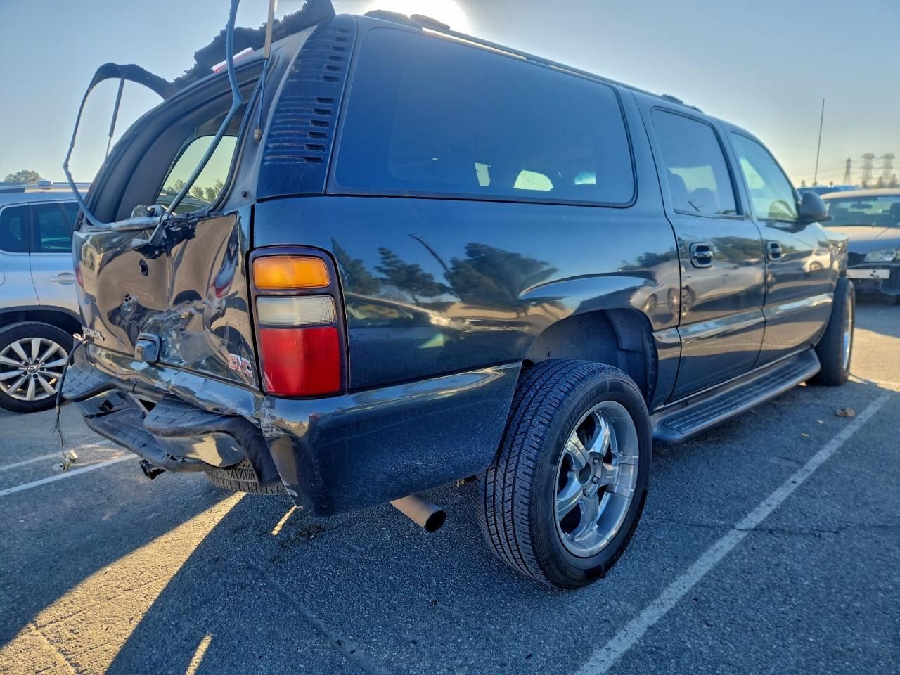 2004 GMC Yukon xl C1500