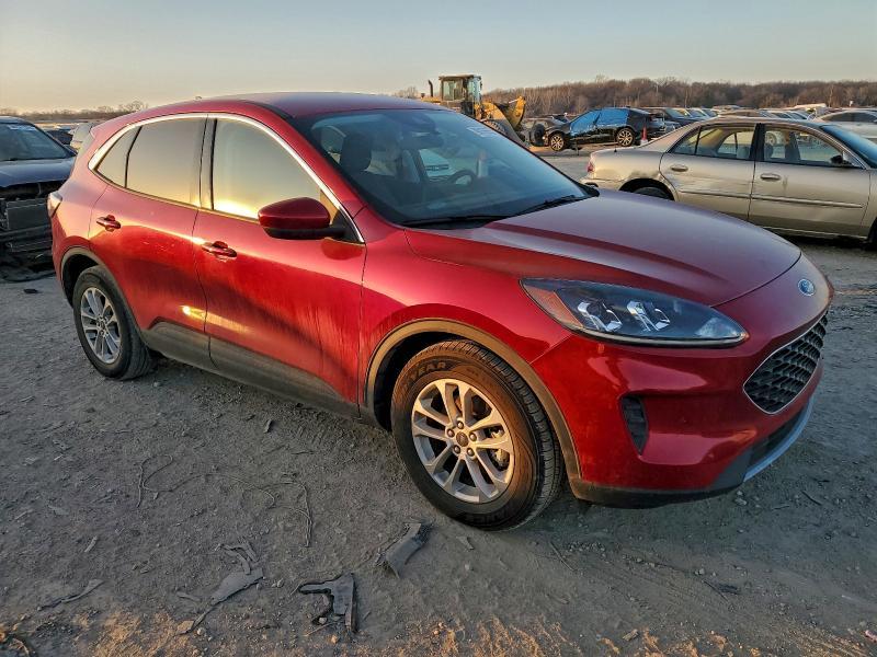 2021 Ford Escape se