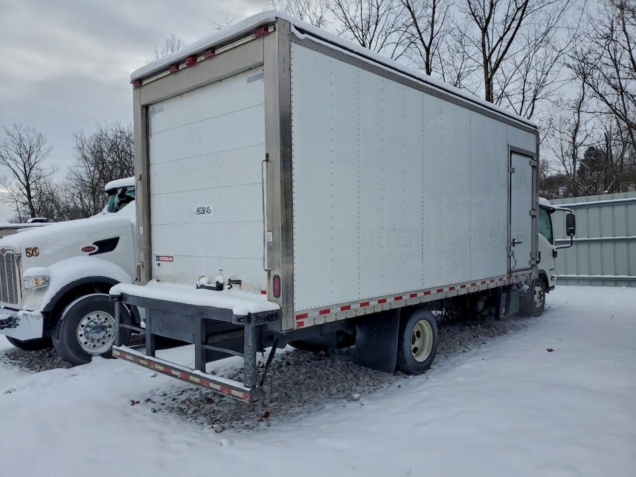 2019 Isuzu NRR Refrigerated BOX Truck