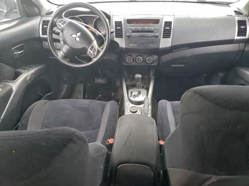 2011 Mitsubishi Outlander es