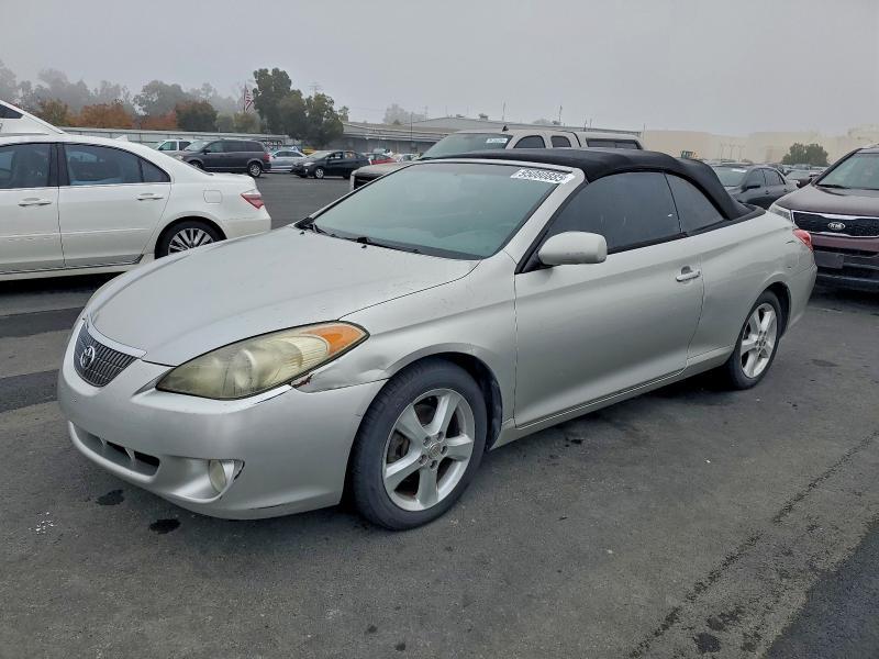 2005 Toyota Camry Solara se V6