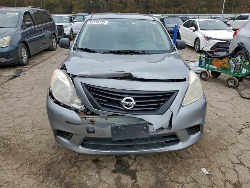 2012 Nissan Versa s