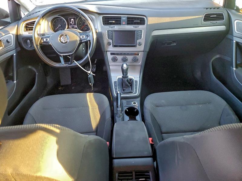 2016 Volkswagen Golf s