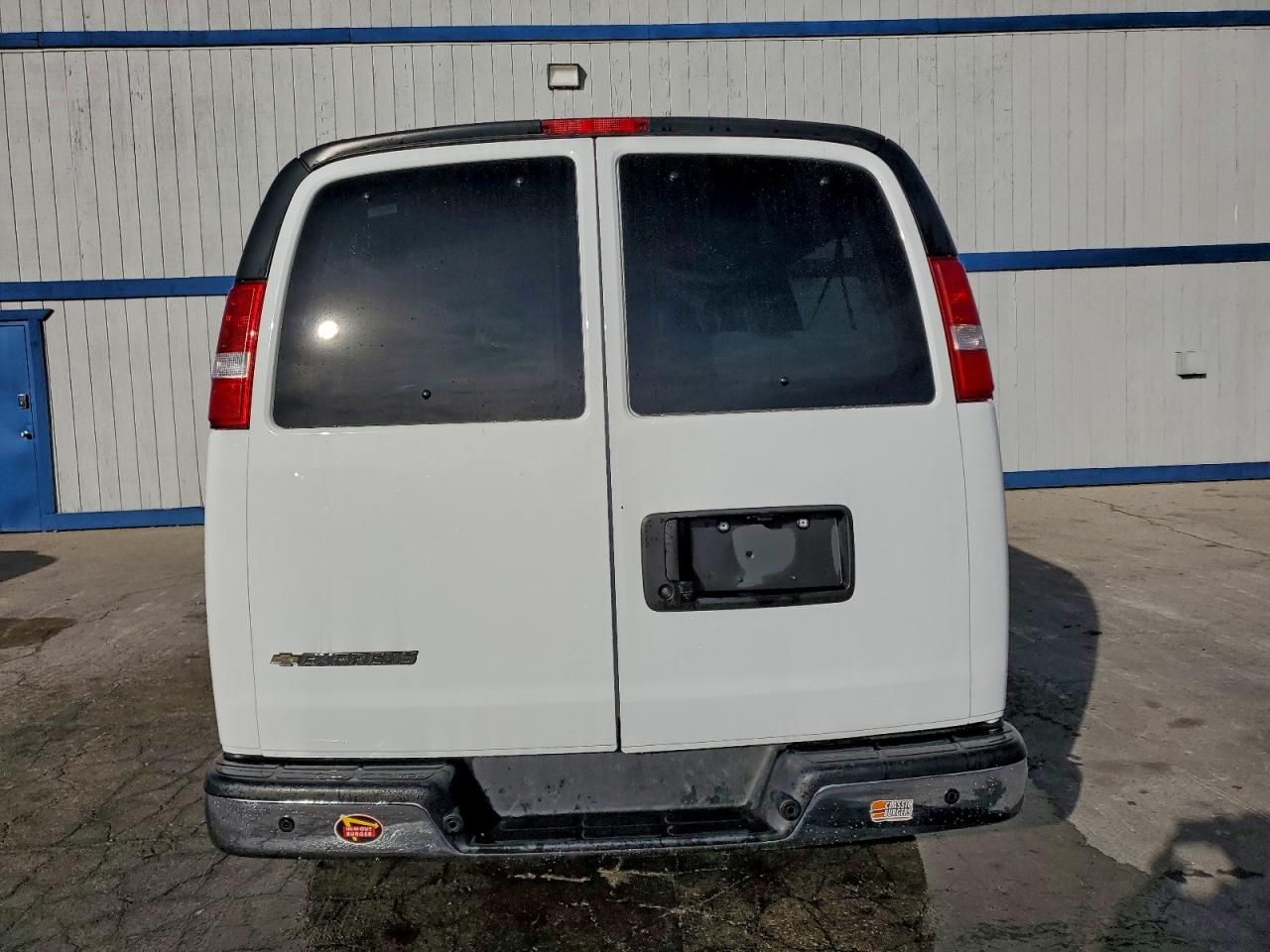 2024 Chevrolet Express G3500 LT