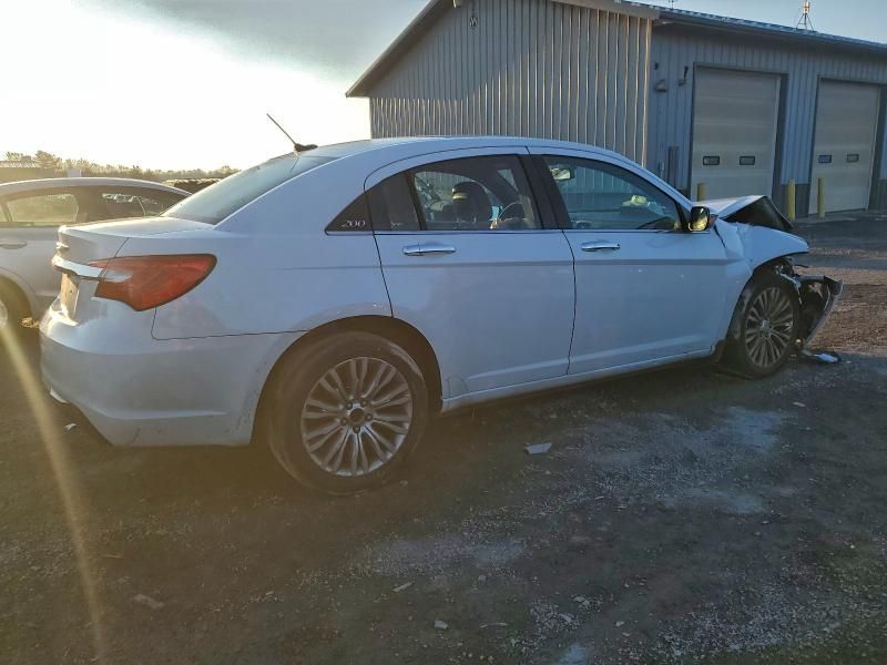 2012 Chrysler 200 Limited