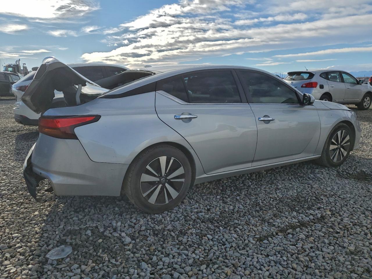 2022 Nissan Altima sv