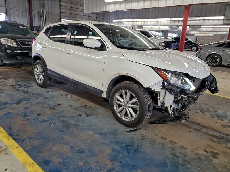 2018 Nissan Rogue Sport s