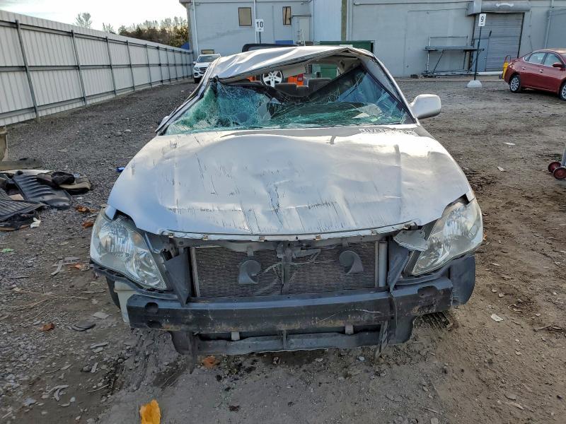 2006 Toyota Avalon xl