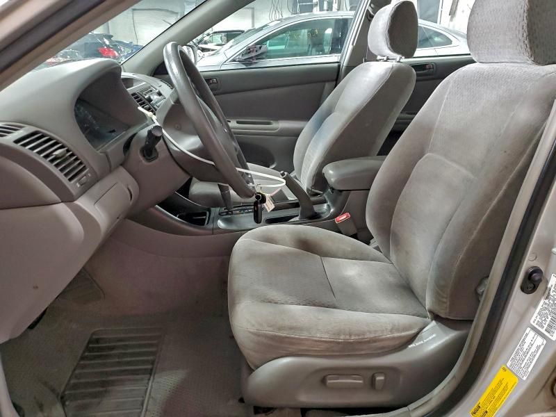 2002 Toyota Camry le