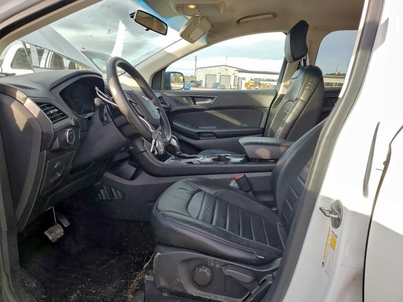 2015 Ford Edge se