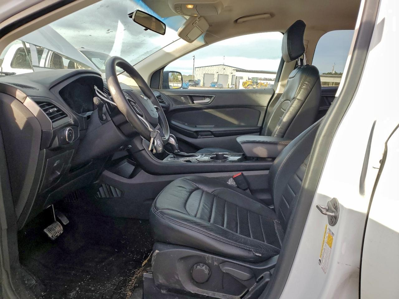 2015 Ford Edge se