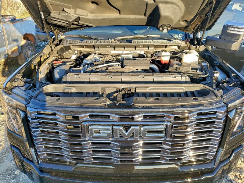 2025 GMC Sierra K2500 Denali Ultimate