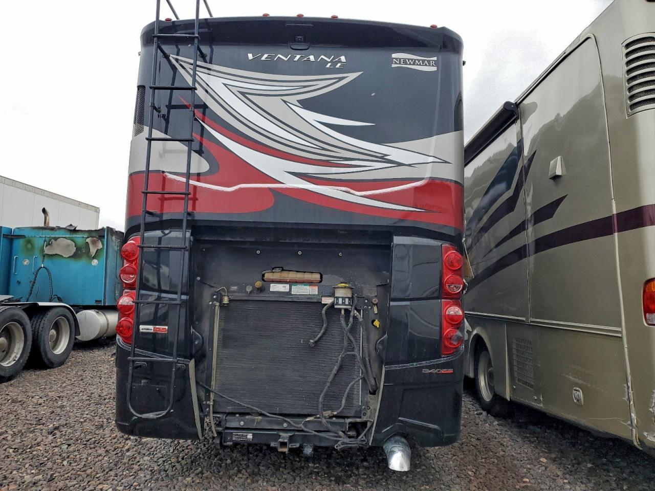 2018 Freightliner Chassis XC