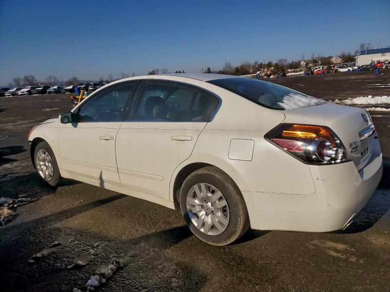 2011 Nissan Altima Base