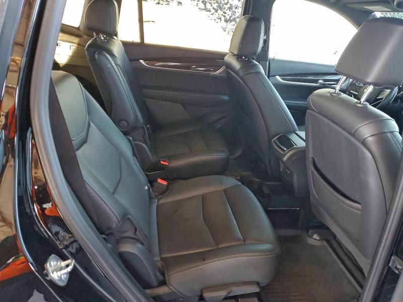 2025 Cadillac XT6 Sport