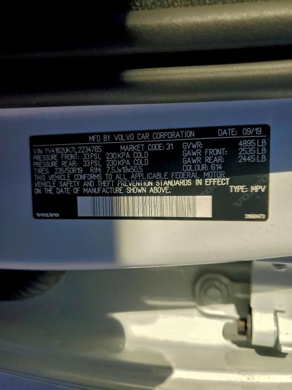 2020 Volvo Xc40 T5 Momentum