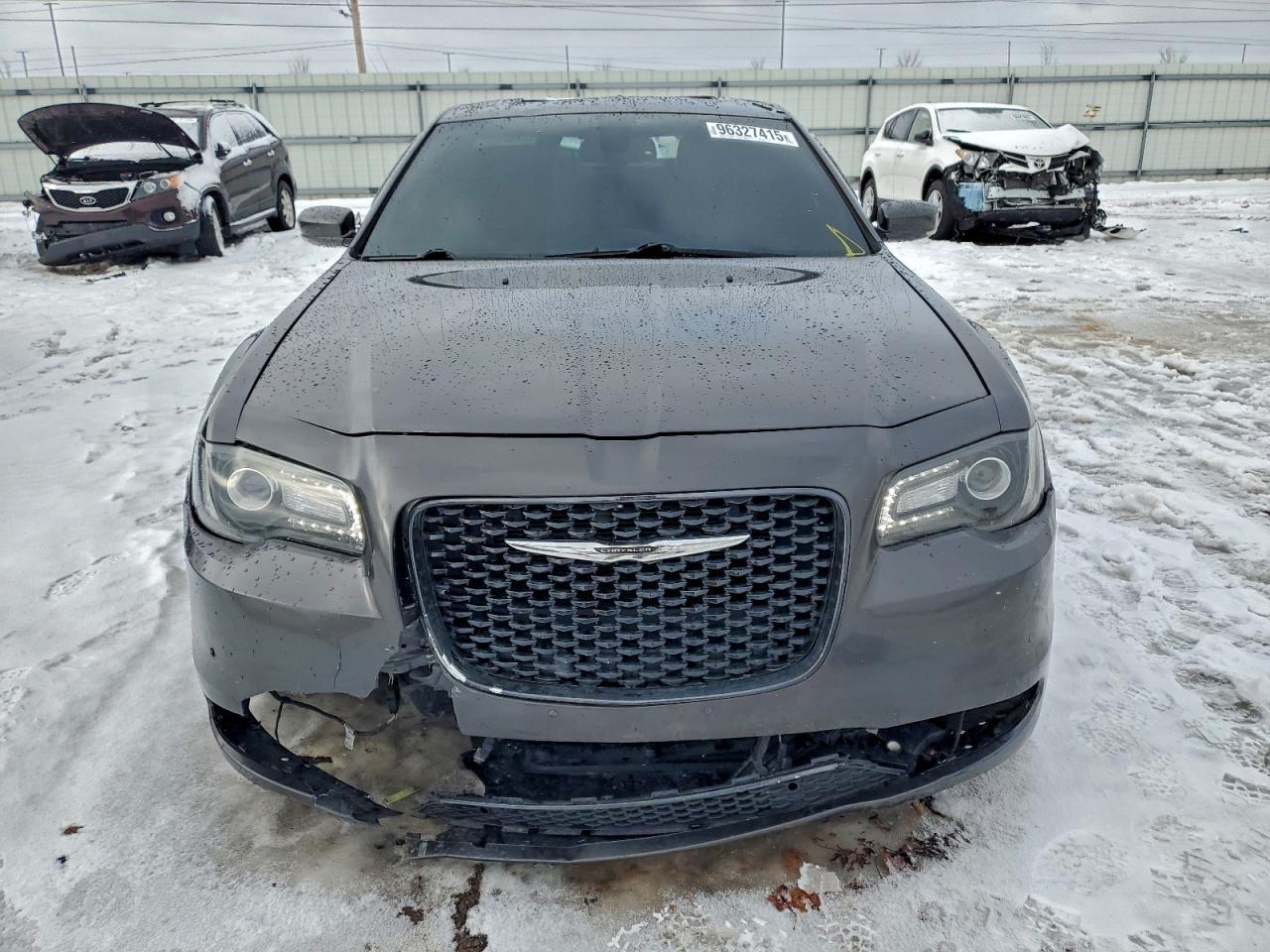 2017 Chrysler 300 s