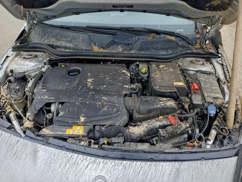 2014 Mercedes-Benz Cla 250