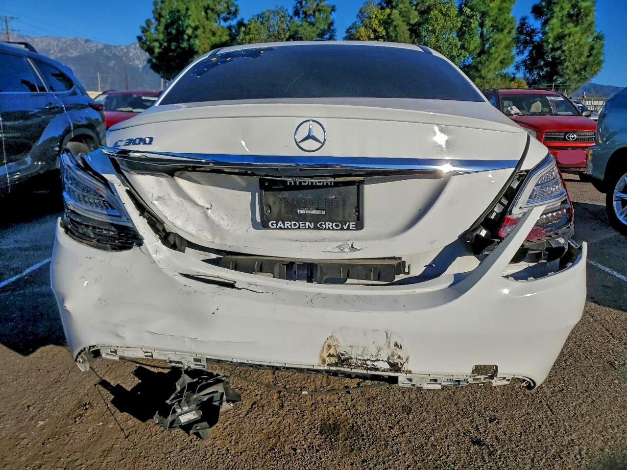 2019 Mercedes-Benz C300
