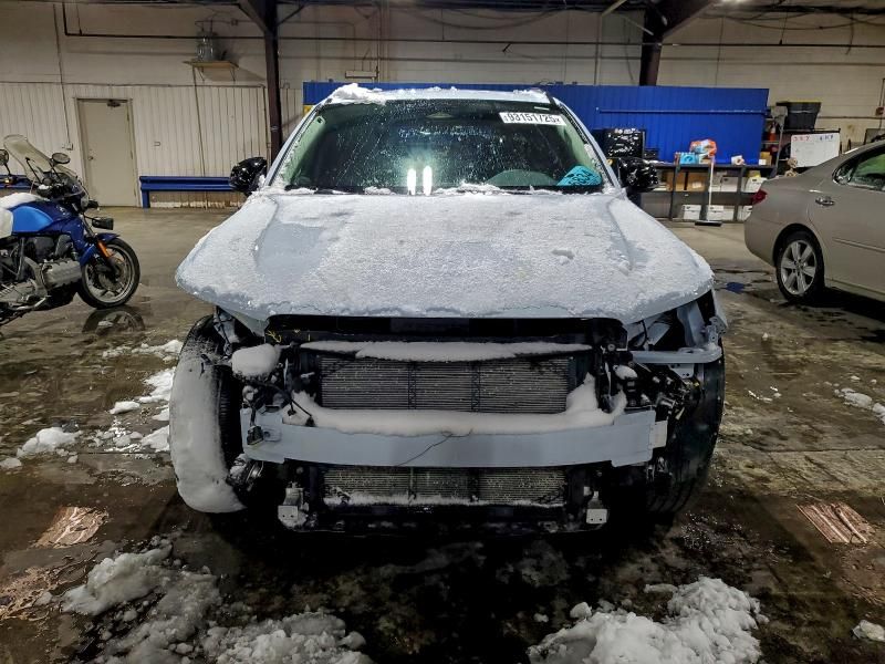 2025 Volvo Xc40 Plus