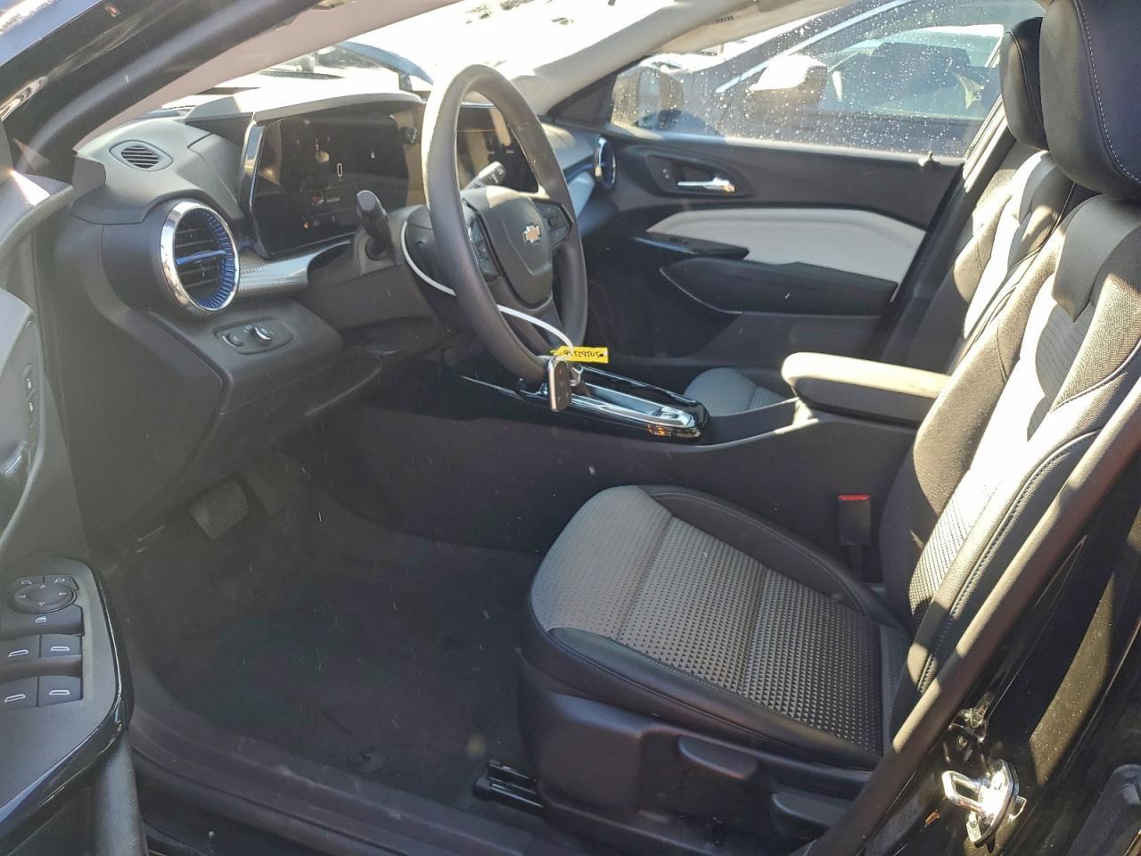 2025 Chevrolet Trax 1LT