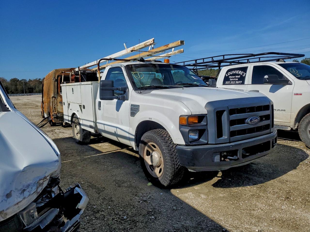 2008 Ford F350 4X2 SRW Splice Truck