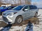 2022 Toyota Sienna le
