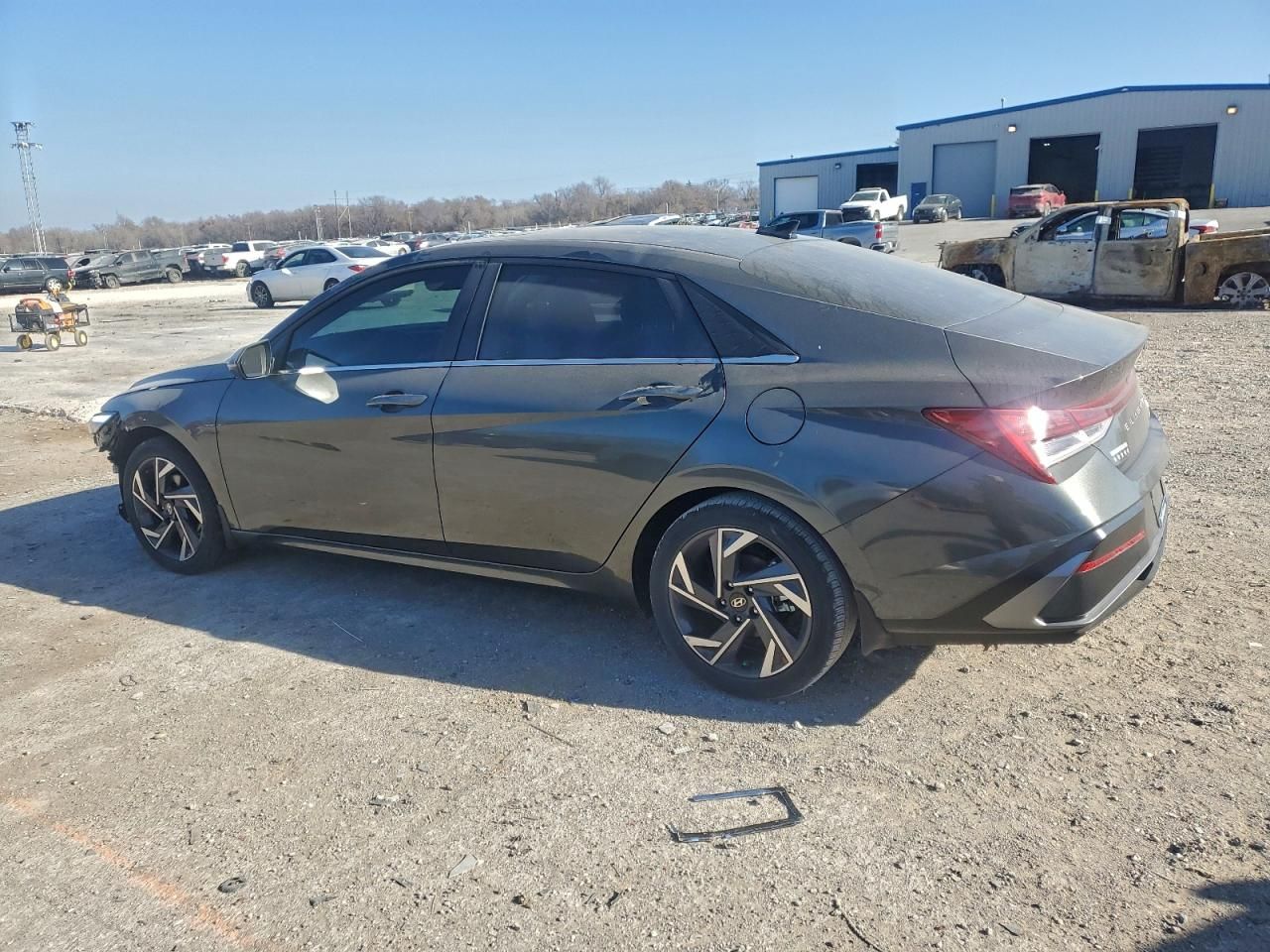 2025 Hyundai Elantra Limited