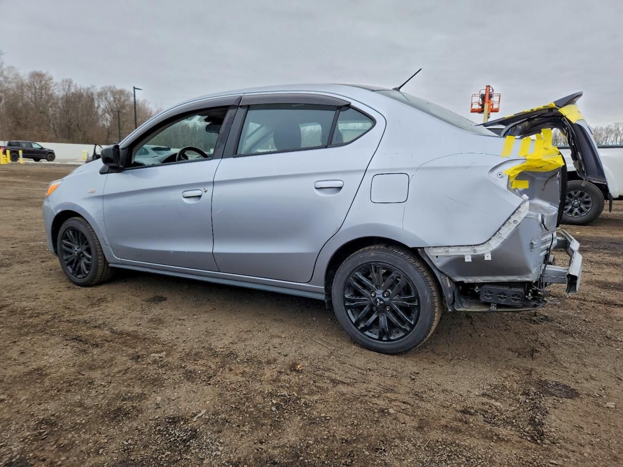 2023 Mitsubishi Mirage G4 es