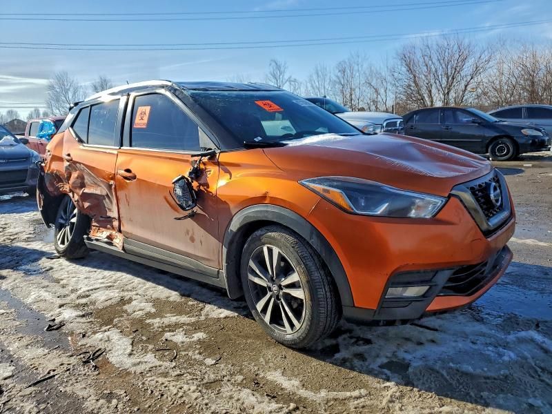2020 Nissan Kicks sr