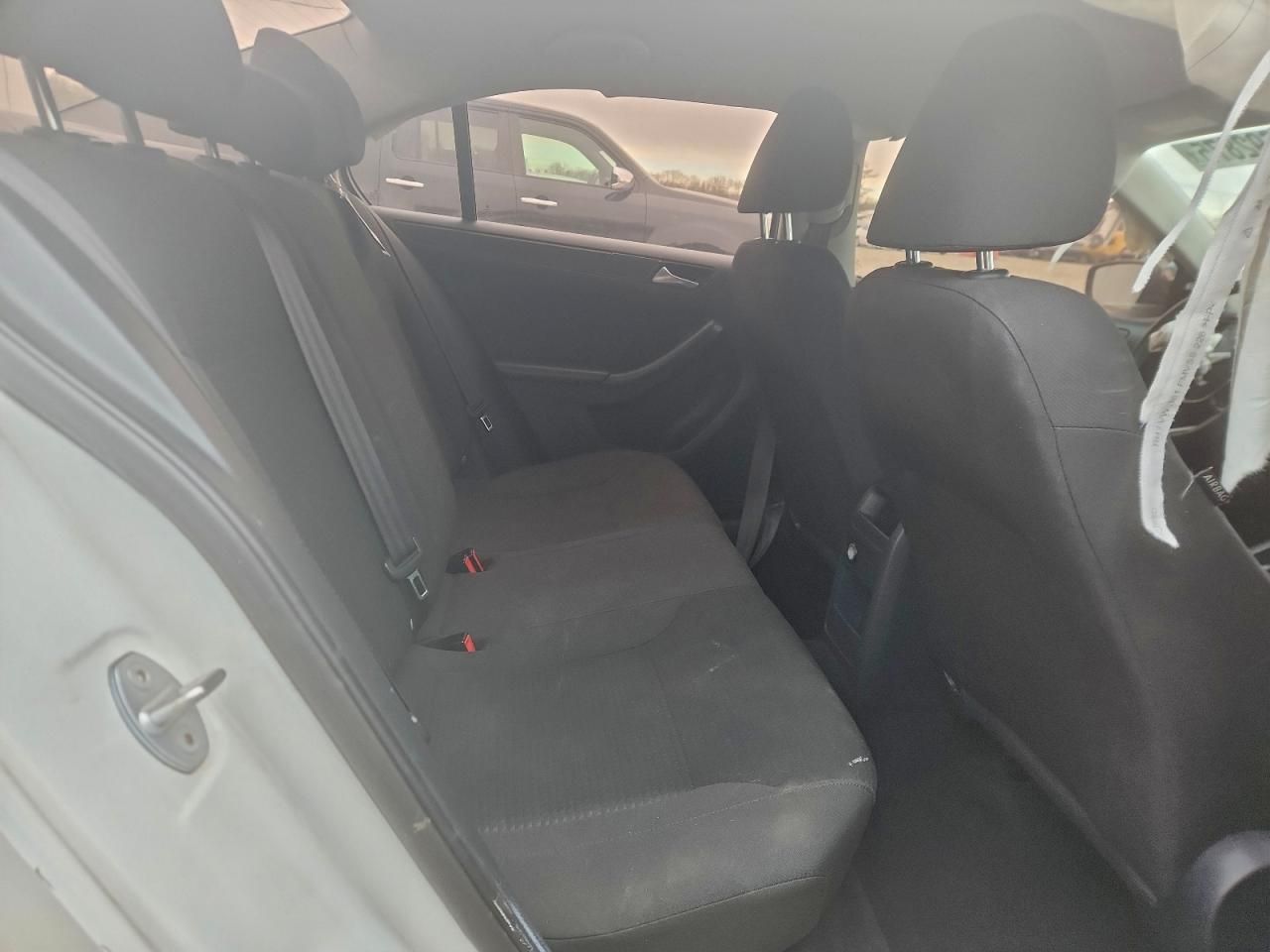 2015 Volkswagen Jetta Base