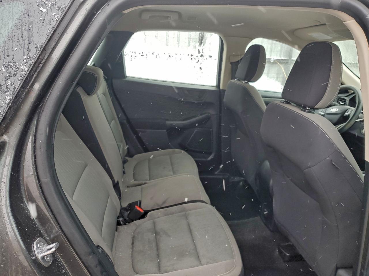 2020 Ford Escape s