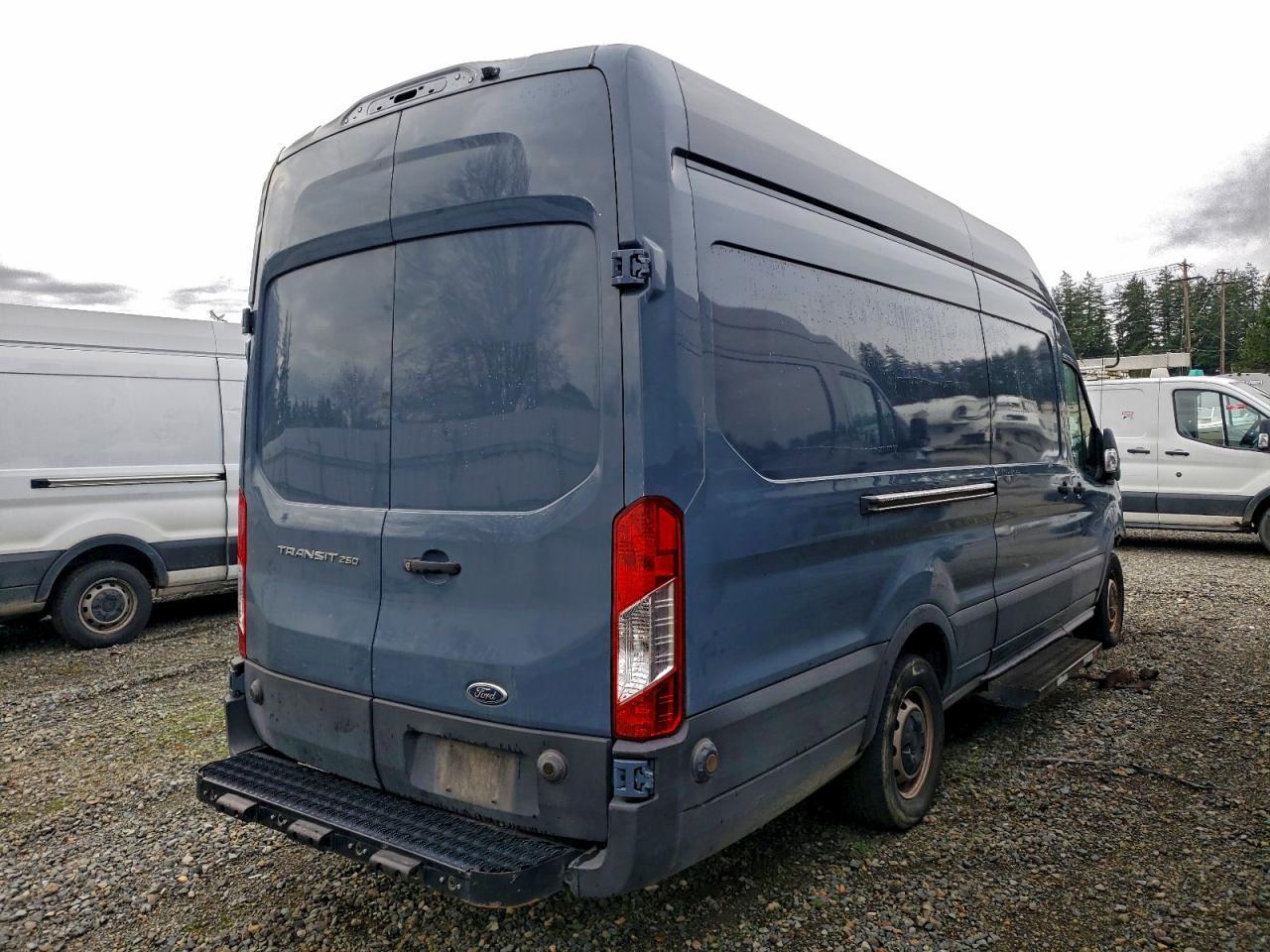 2019 Ford Transit T-250