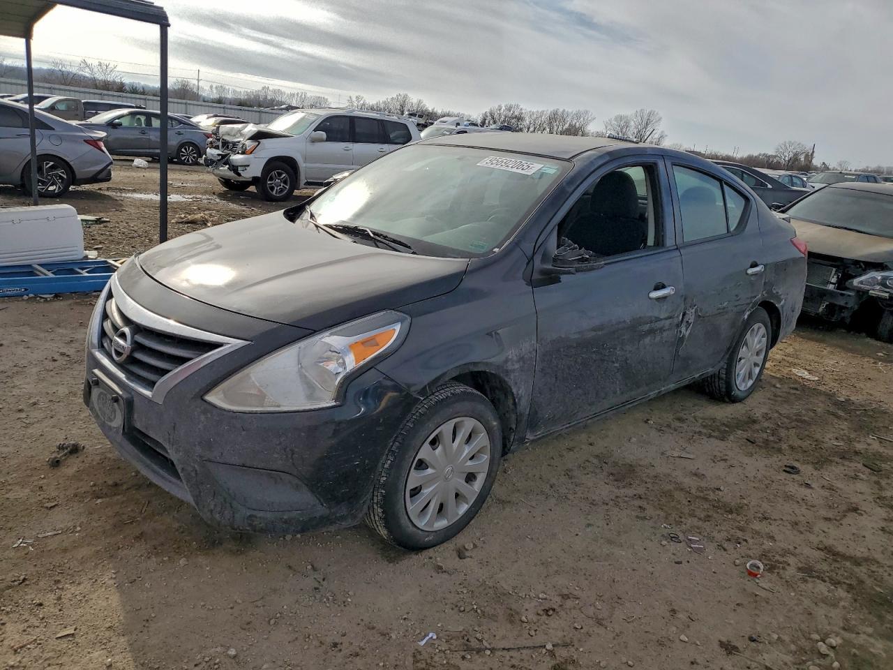 2019 Nissan Versa s
