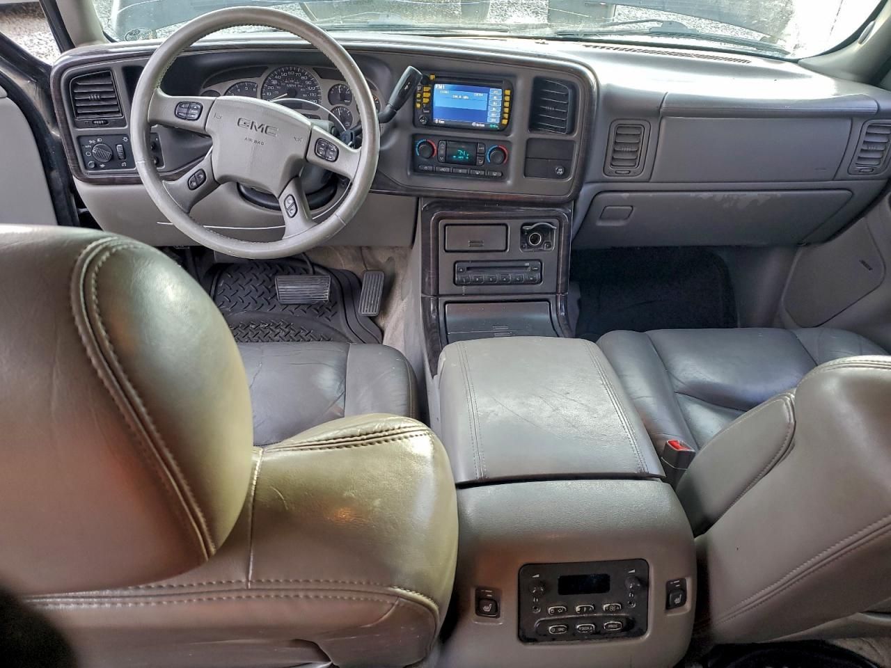 2003 GMC Yukon Denali