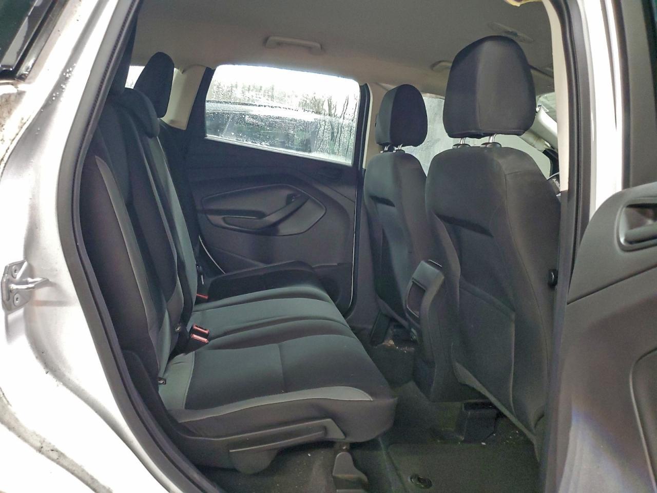 2014 Ford Escape s