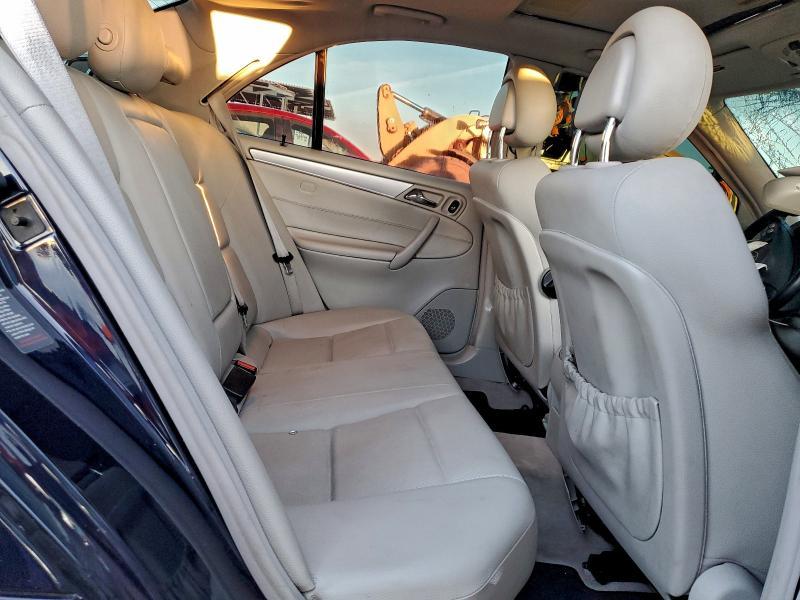 2005 Mercedes-Benz C 230k Sport Sedan