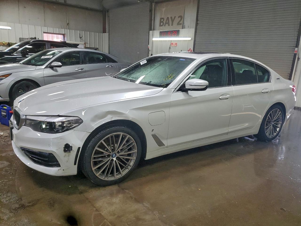 2019 BMW 530xe