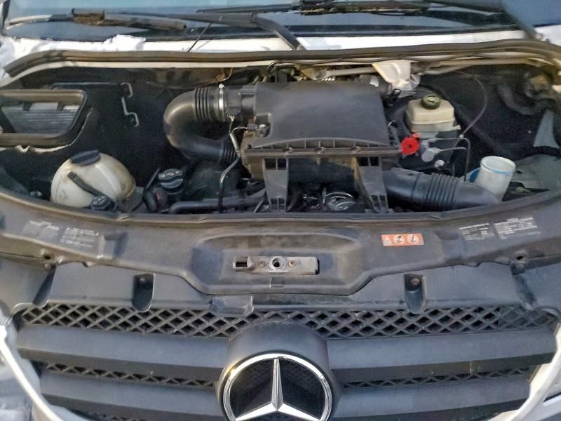 2010 Mercedes-Benz Sprinter 2500