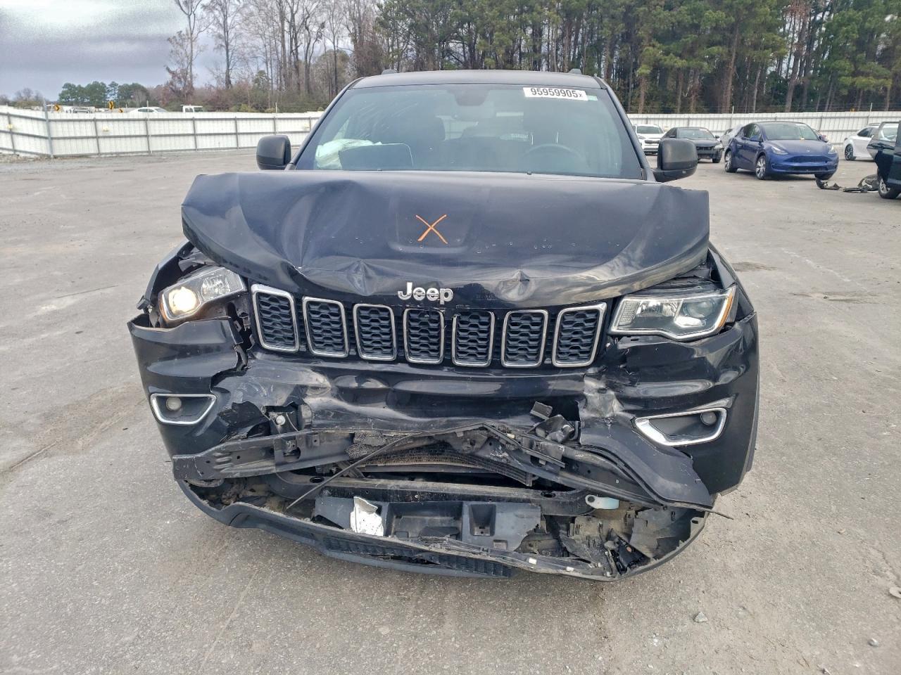 2019 Jeep Grand Cherokee Laredo