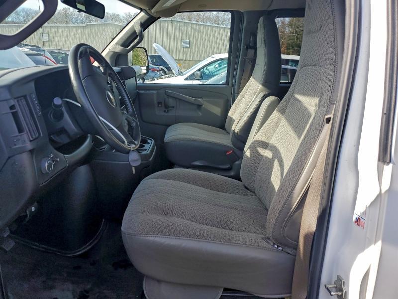 2023 Chevrolet Express G3500 ls